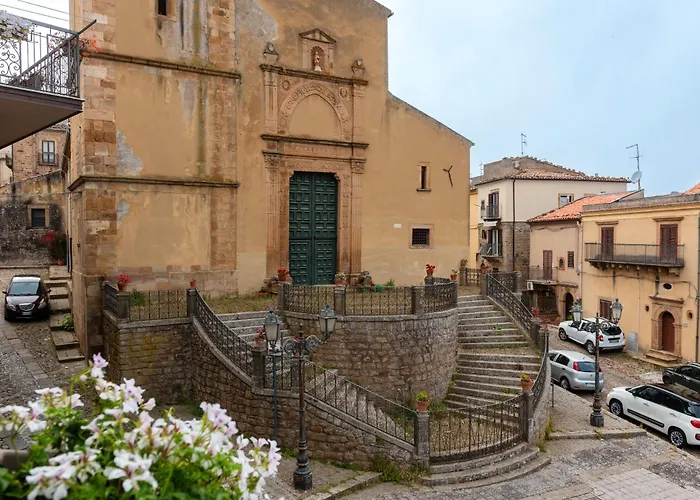 Vico Degli Orti 招待所 Mistretta